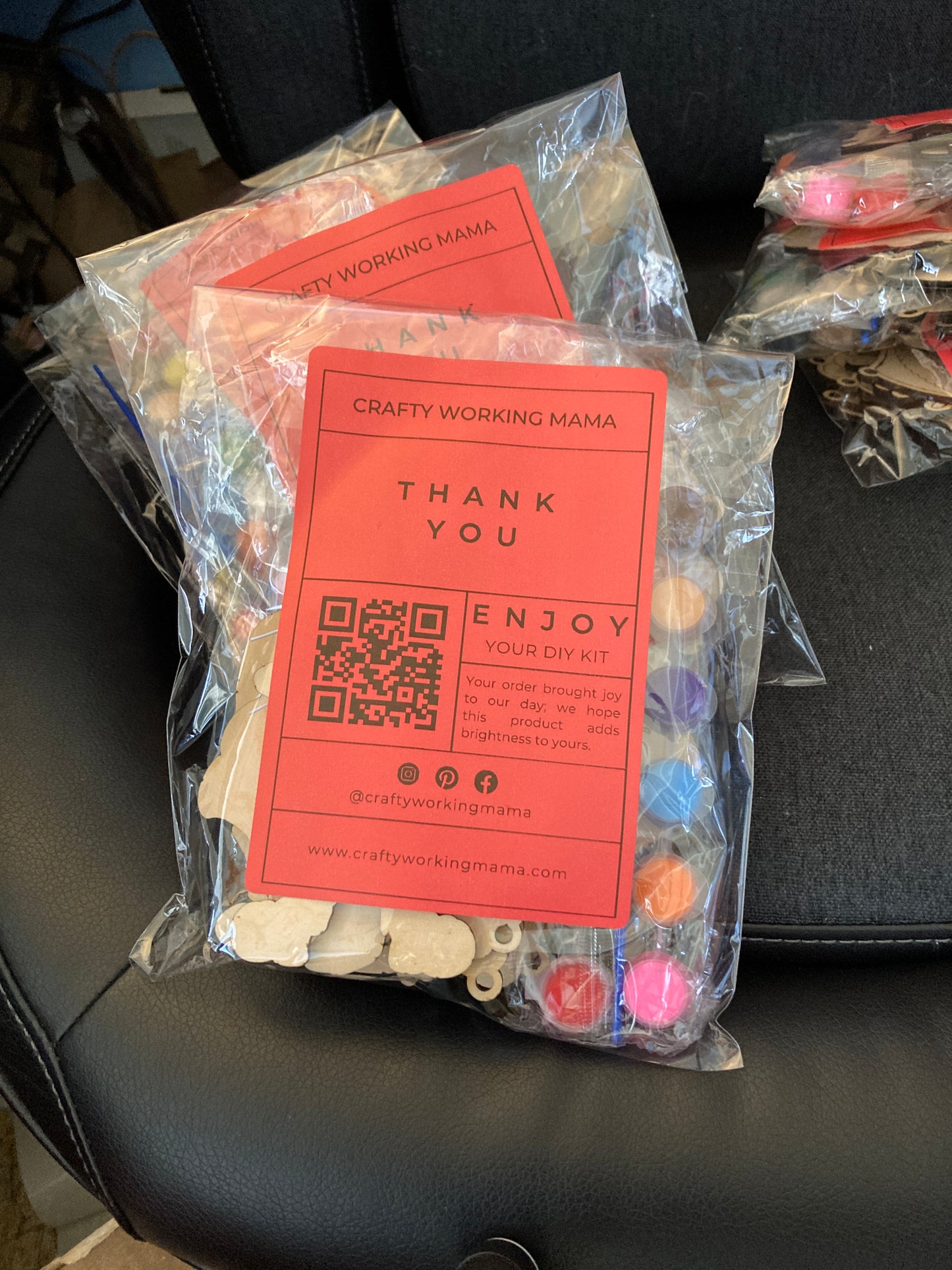 ✨ DIY Wooden Ornaments – Create, Paint & Personalize!